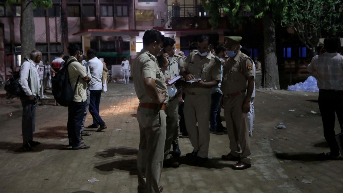 India: Más de 110 personas murieron en la peor estampida de la última década