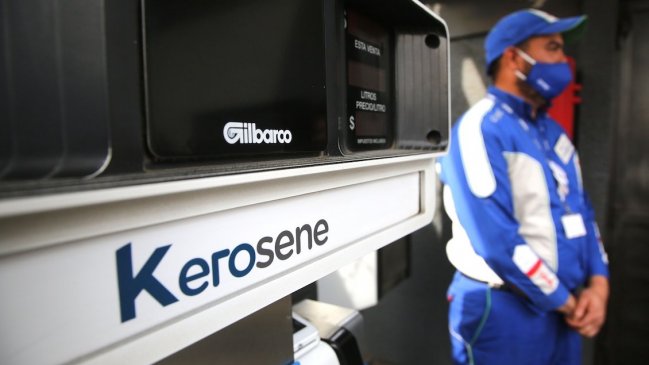 En pleno invierno: Parafina sufre alza de 40 pesos y complica el bolsillo de usuarios