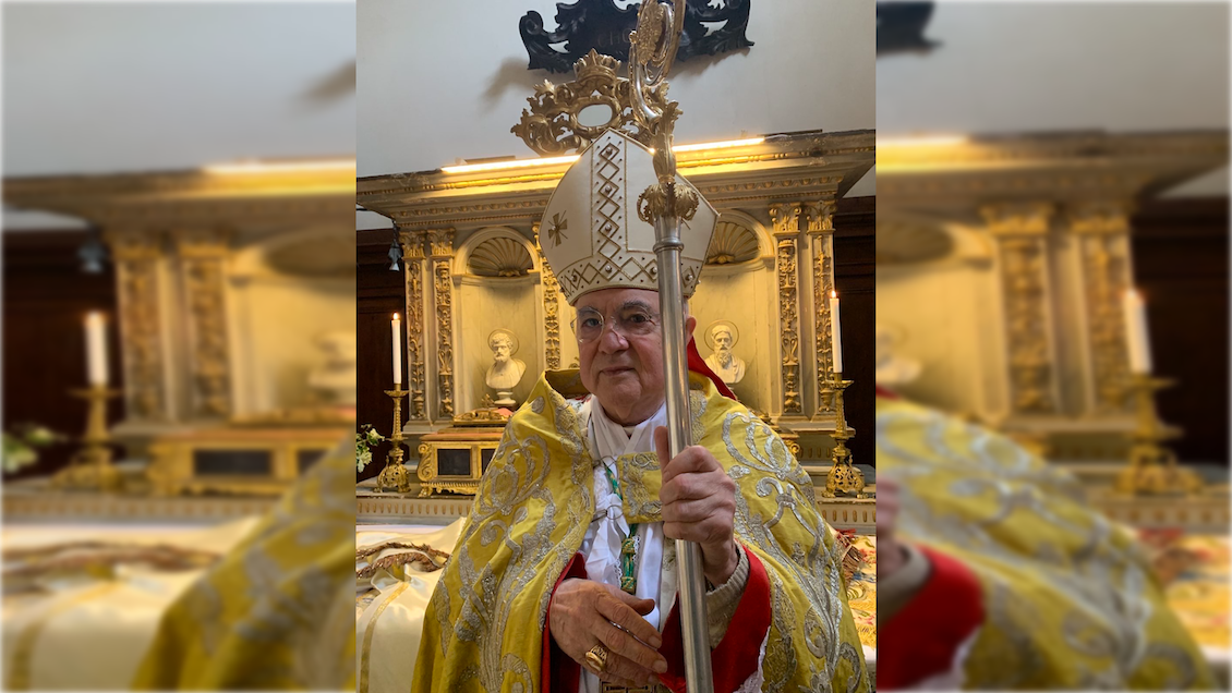 Vaticano excomulgó a arzobispo acusado de 