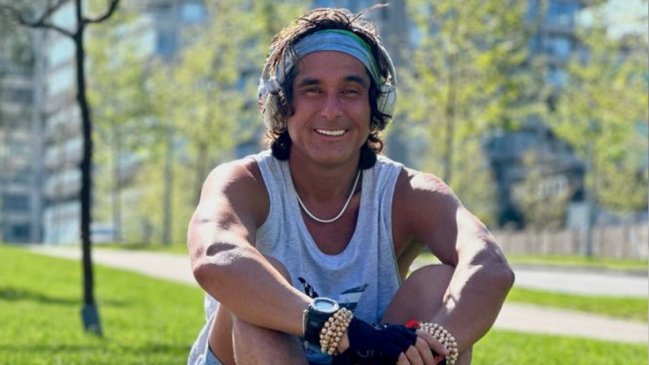 Mamá de Claudio Iturra homenajeó a su hijo con notable gigantografía