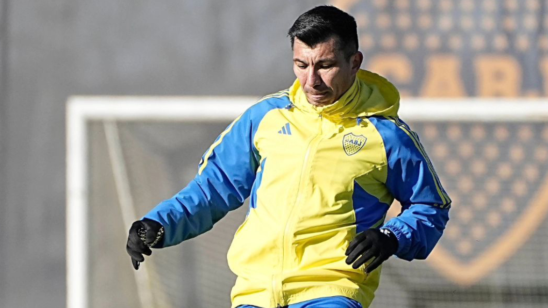 Gary Medel jugó como volante en amistoso entre Boca y Argentinos Juniors