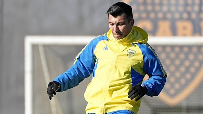 Gary Medel jugó como volante en amistoso entre Boca y Argentinos Juniors