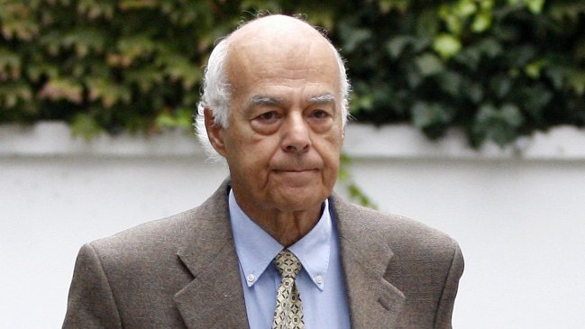 Economista: Hay que subir cotizaciones más del 6% y extender la edad de jubilación