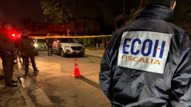 Hombre murió tras ser apuñalado por la espalda en Quinta Normal