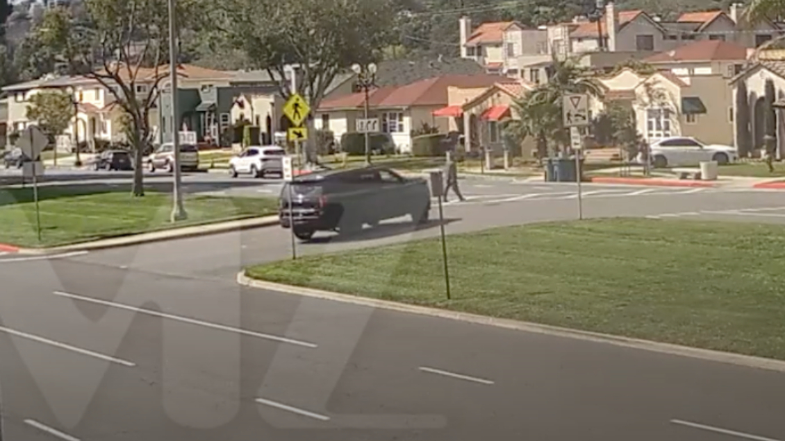 Atropello Josh Klinghoffer