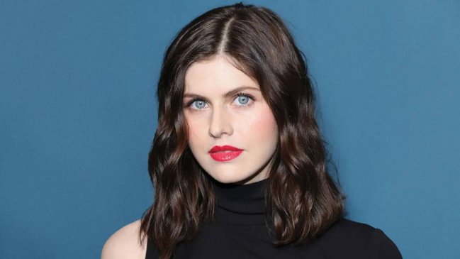 Su primer hijo: Actriz Alexandra Daddario reveló que está embarazada