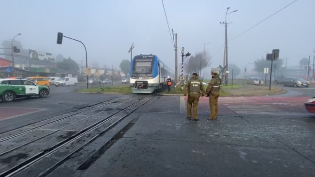 Mujer resultó lesionada por choque de automóvil con tren en Padre Las Casas