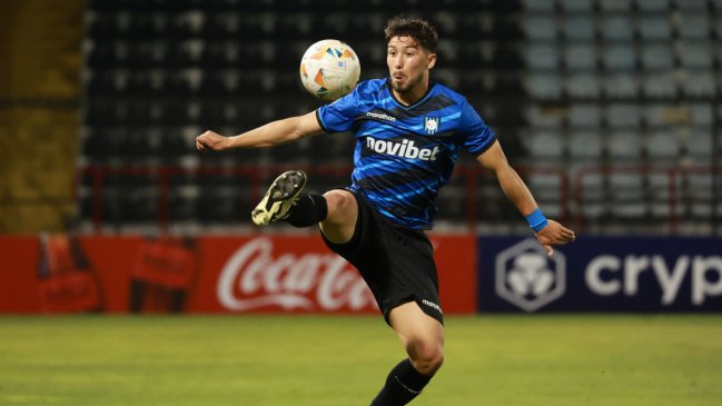 Huachipato avanzó negociación con Independiente y partida de Felipe Loyola es inminente