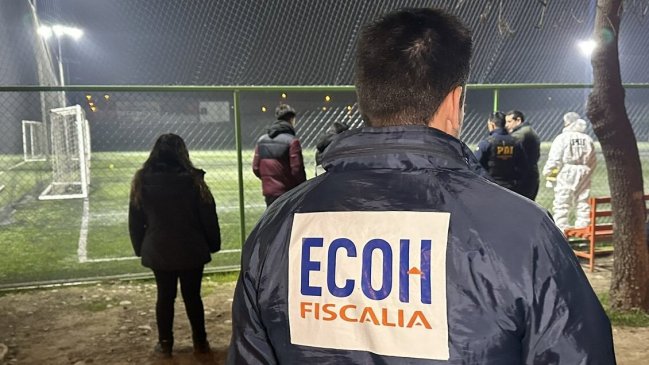 Hombre murió baleado mientras jugaba fútbol en Pedro Aguirre Cerda