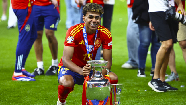 Yamal: Este equipo no sé de qué está hecho, siempre acabamos ganando