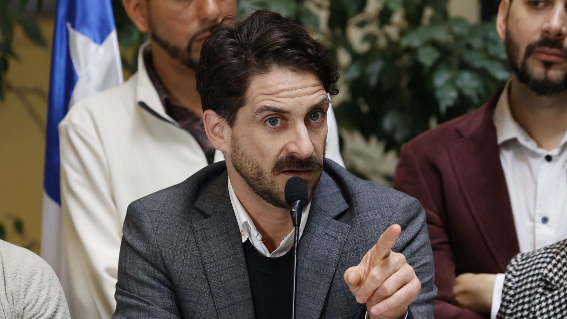 FA pide al oficialismo 