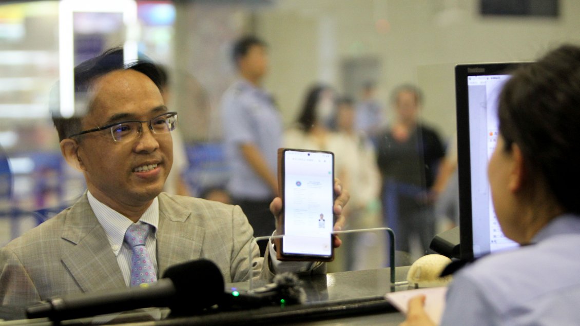 Shanghai emite el primer visado portuario electrónico de China