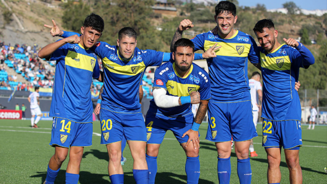 Barnechea doblegó a Deportes Santa Cruz y se instaló en los primeros puestos del Ascenso