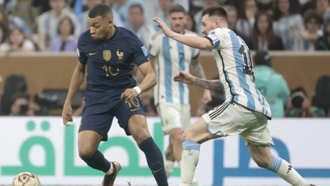 Francia denunciará a Argentina ante la FIFA por cánticos racistas de sus jugadores