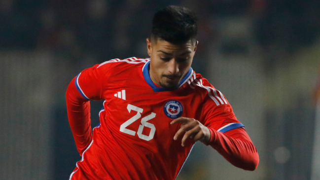 Williams Alarcón asomó como opción en Benfica, según medio