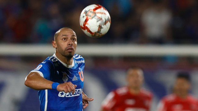 Hinchas de la U y Marcelo Díaz fueron denunciados por árbitro del duelo de Copa Chile