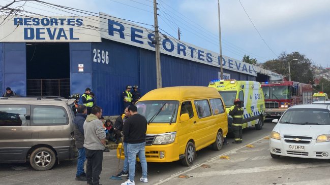 Accidente de furgón escolar dejó a nueve niños lesionados en Viña del Mar