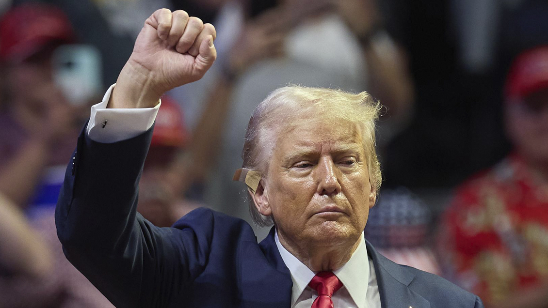 Trump sufrió una herida de dos centímetros y evoluciona bien