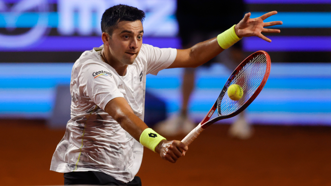 Tomás Barrios logró significativa alza y volvió al top 200