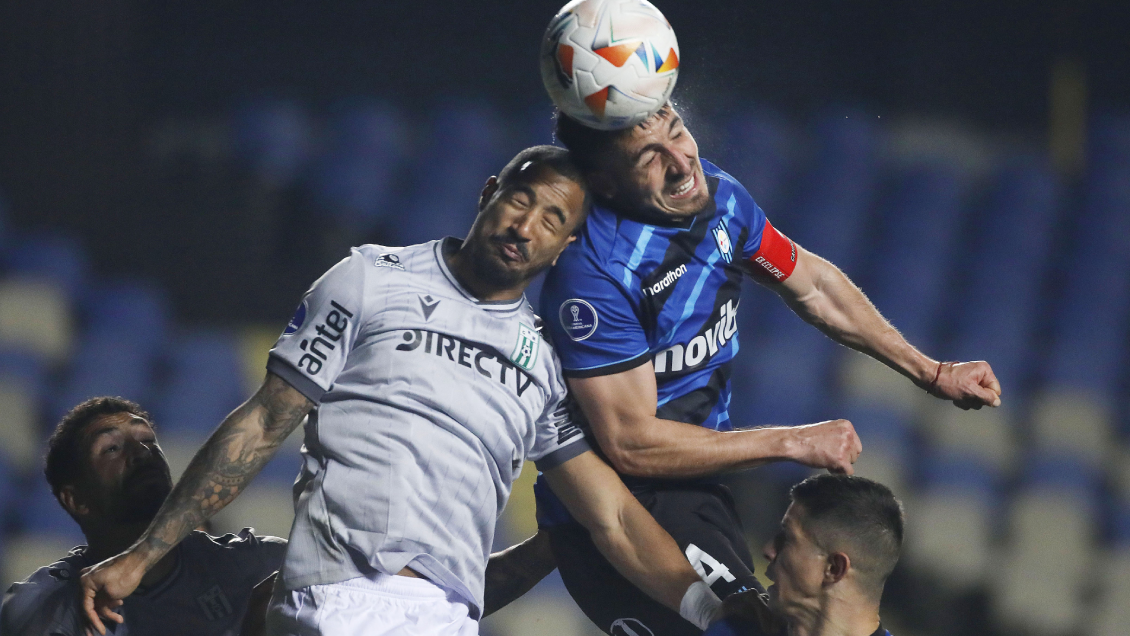 Huachipato va por la remontada contra Racing en Uruguay para seguir en la Sudamericana