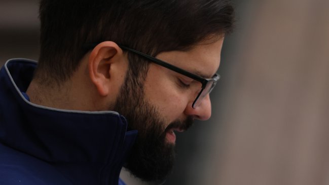 Voto migrante: Republicanos amenazan con acusar constitucionalmente a Boric