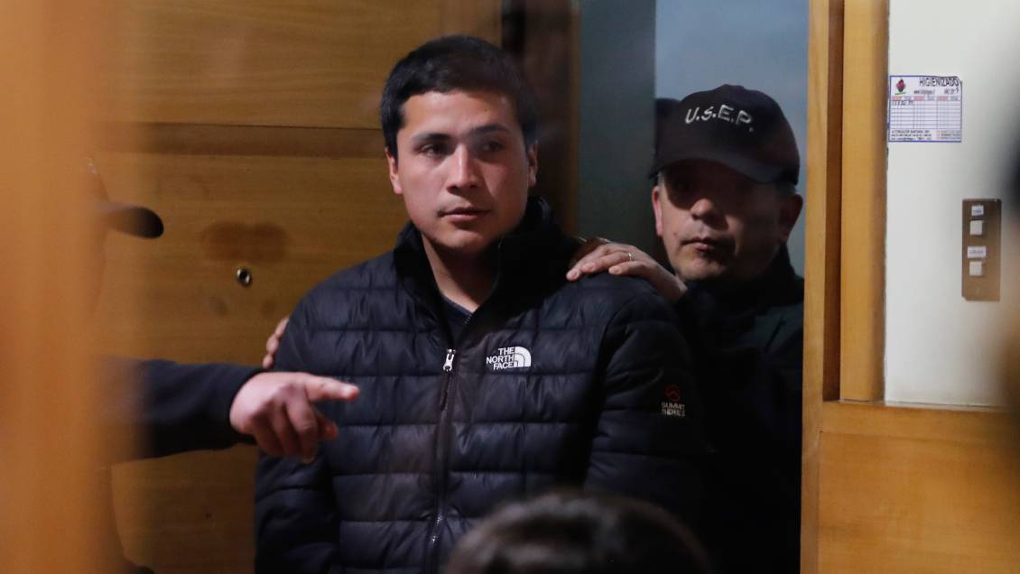 Tribunal absolvió a hijo de Llaitul y otros cuatro miembros de la CAM en juicio repetido