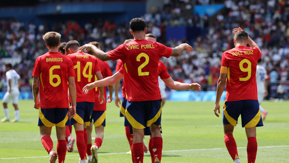 España debutó en el fútbol olímpico con victoria sobre Uzbekistán