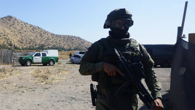 Allanan toma en Puente Alto: Casa contaba hasta con una piscina y un jacuzzi