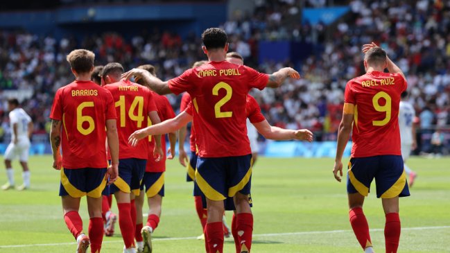 España debutó en el fútbol olímpico con victoria sobre Uzbekistán