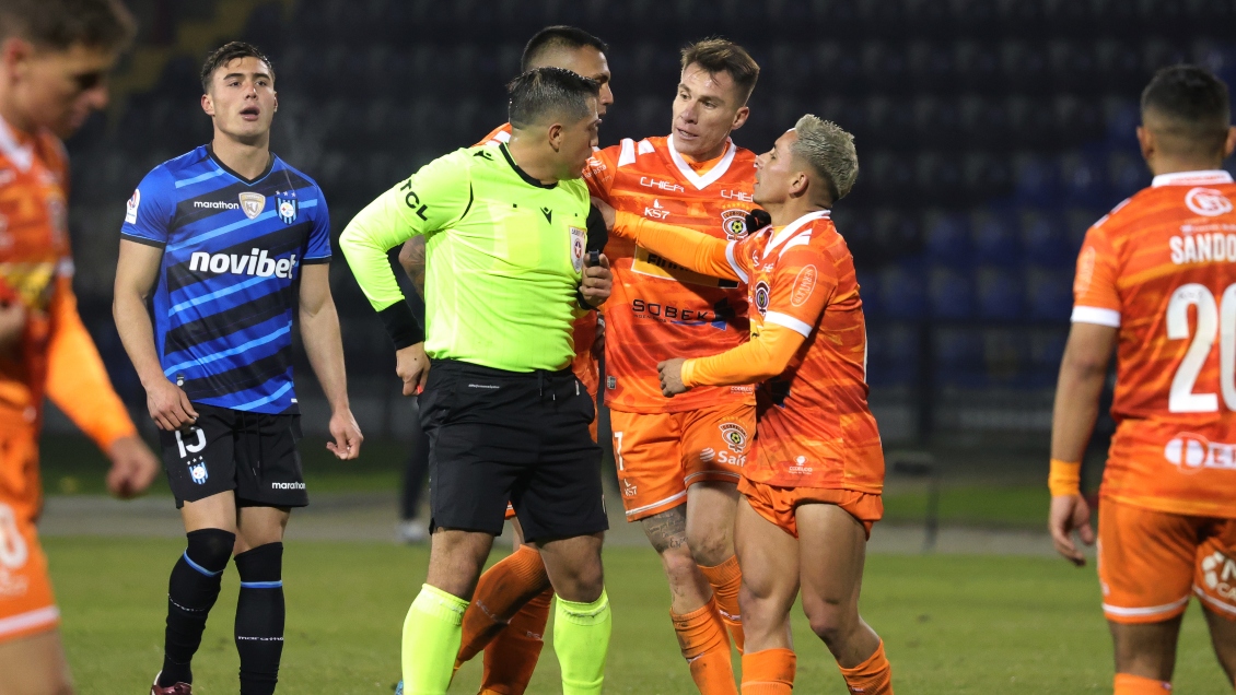 Cristián Insaurralde reaccionó a su castigo: No gana el mejor, sino el que tiene más poder