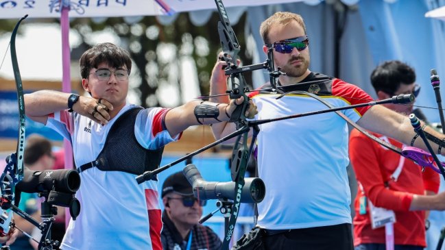 Andrés Gallardo inauguró la participación de Chile en el tiro con arco de París 2024