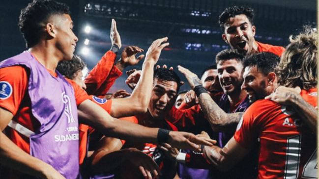 A. Paranaense avanzó en la Copa Sudamericana tras eliminar a Cerro Porteño