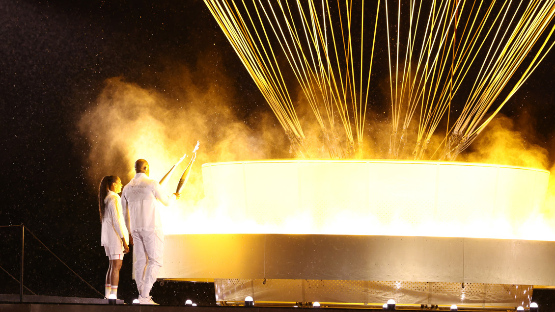 [VIDEO] El encendido del pebetero cerró una lluviosa inauguración de París 2024