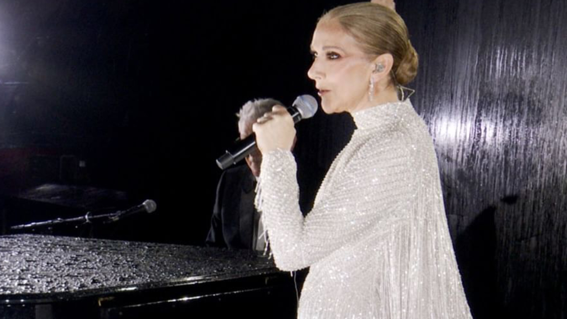 París 2024: Céline Dion reapareció triunfal en lo alto de la torre Eiffel
