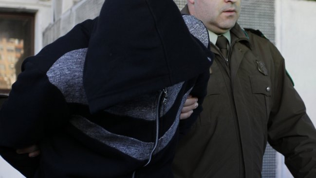 Cuatro menores detenidos tras 