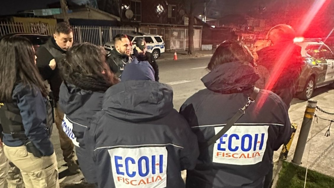 Hombre recibió 12 balazos en un local de comida rápida