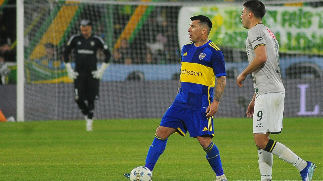 Gary Medel fue protagonista en empate que salvó Boca ante Instituto