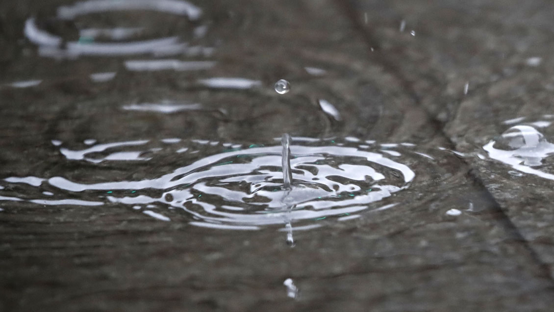 De Ñuble a Los Lagos: Suspenden clases en decenas de comunas por sistema frontal