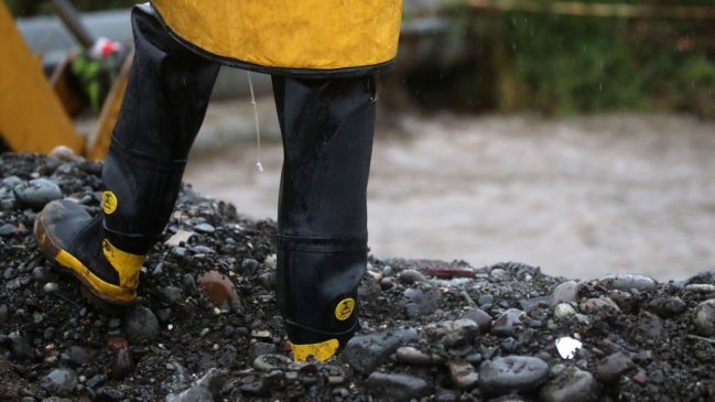 Dos muertos y dos desaparecidos por el sistema frontal que azota a Chile