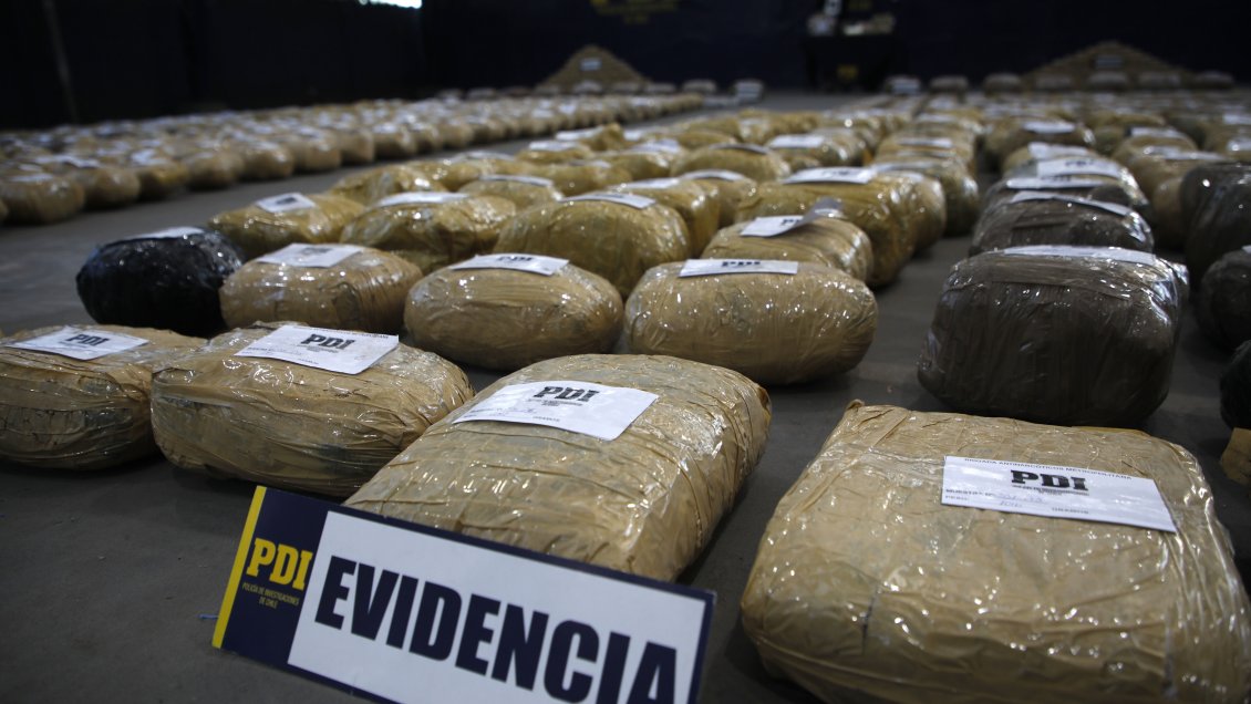Prisión preventiva para extranjeros detenidos cargando droga en Calama