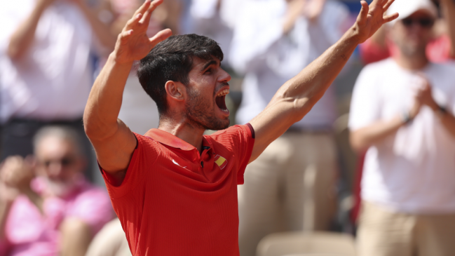 Alcaraz accedió a la final de París 2024 con una paliza a Auger-Aliassime