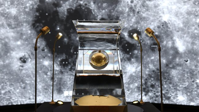 Muestra traída por China reveló proceso temprano de la formación de la corteza lunar