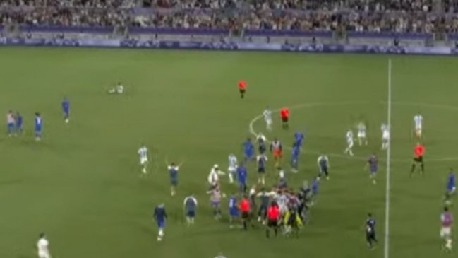 Jugador francés desató la furia de Argentina al celebrar en la cara el triunfo en París 2024