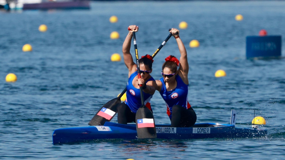 María José Mailliard y Paula Gómez avanzaron a cuartos de final en su estreno en el canotaje