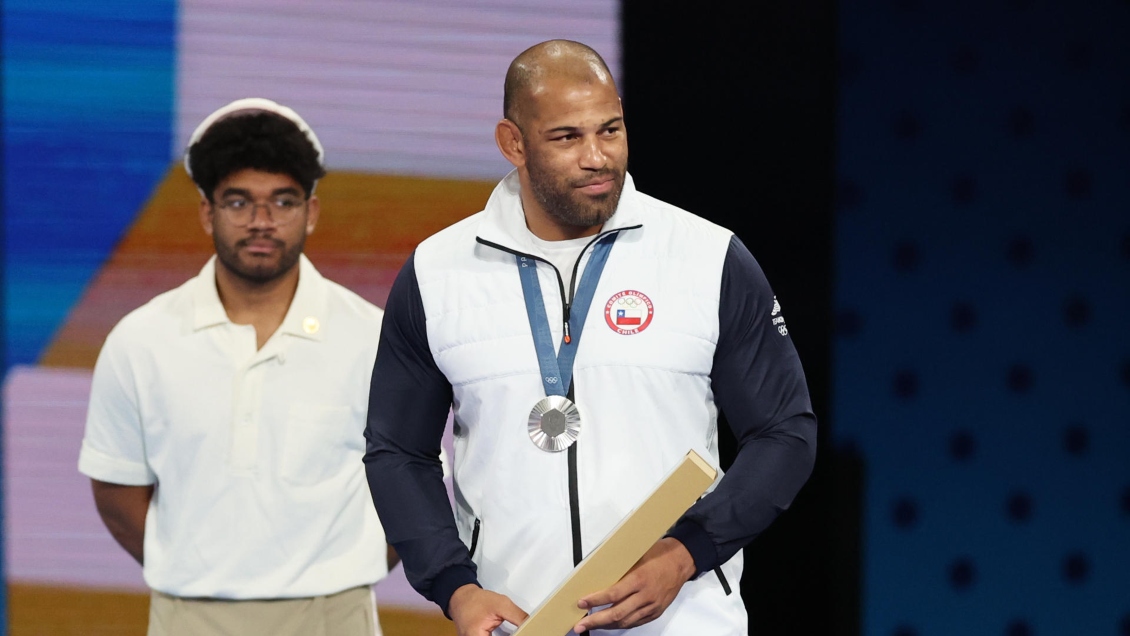 Medios cubanos destacaron la plata de Yasmani Acosta: Hizo algo histórico