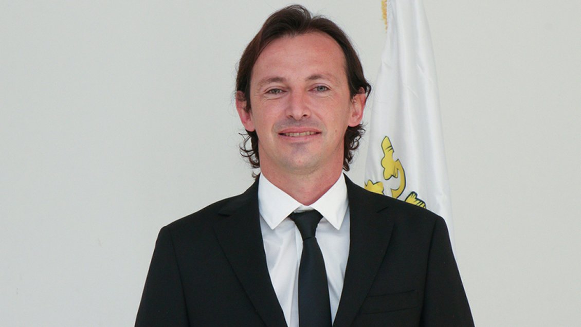 Alcalde de Coquimbo fue hospitalizado tras descompensación en concejo