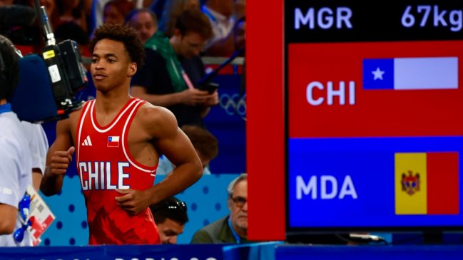 Néstor Almanza tuvo un complejo estreno en la lucha de París 2024