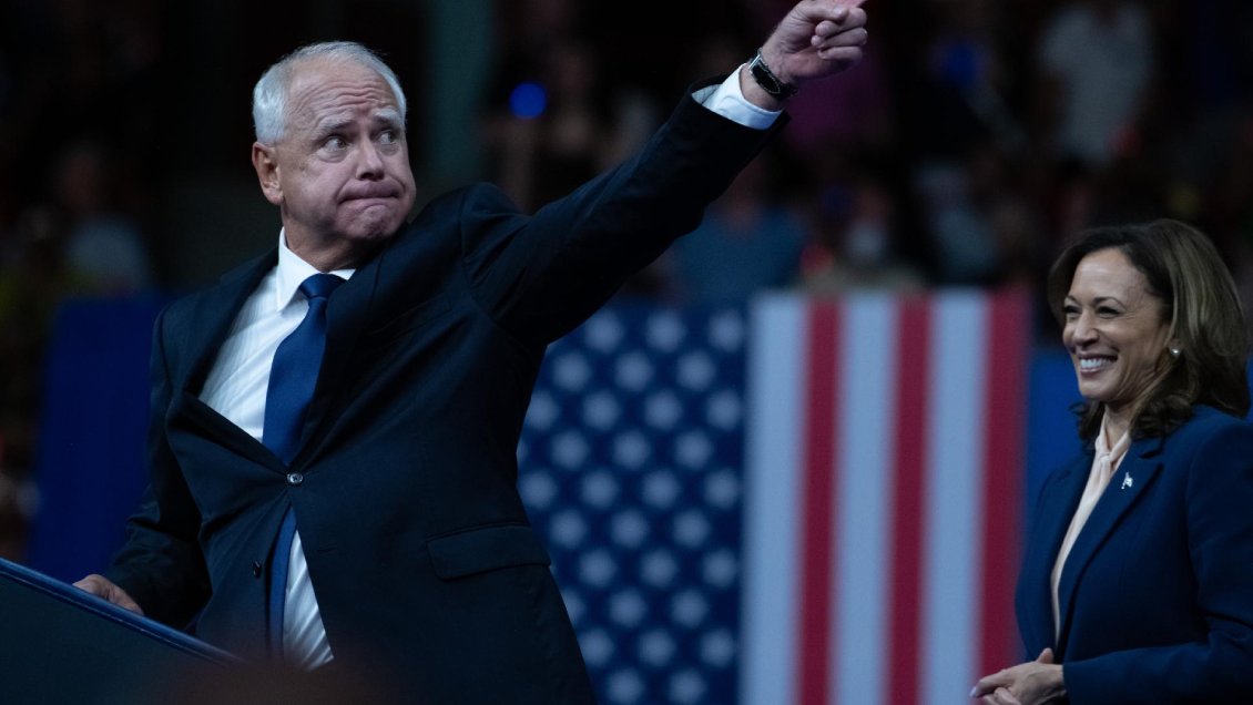 Su propia medicina: Compañero de Harris moteja a Trump de 