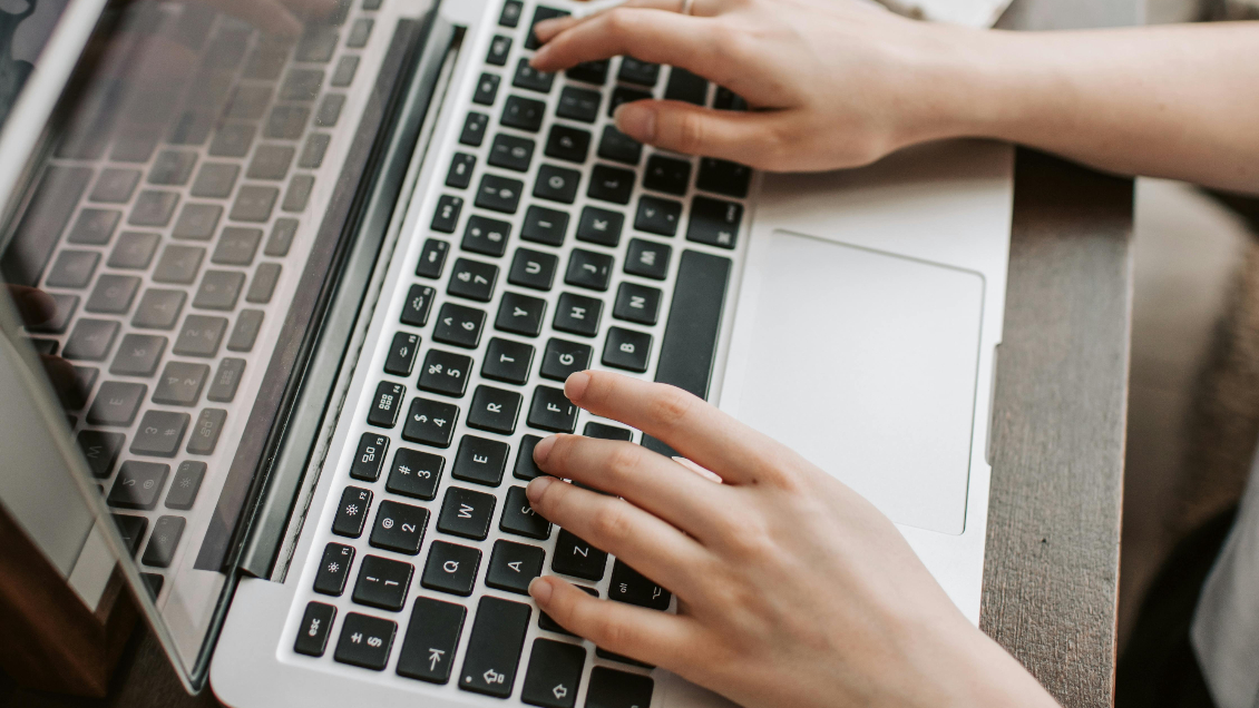 Delegado de La Araucanía pide a empresas de telefonía celular e internet 