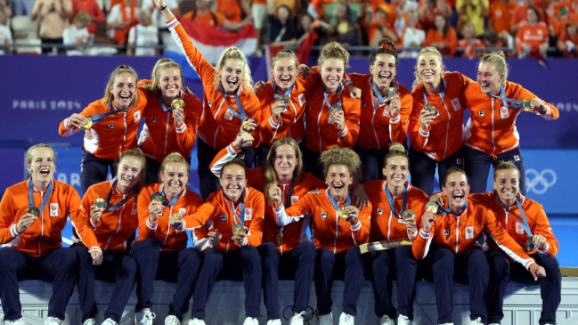 Países Bajos remontó ante China para ganar el oro olímpico en el hockey césped femenino